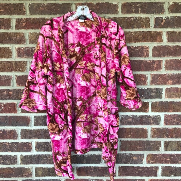 Fancy Girlz Brand Pink Camo Fleece Robe Size Medium Missing Tie Belt - Picture 1 of 6